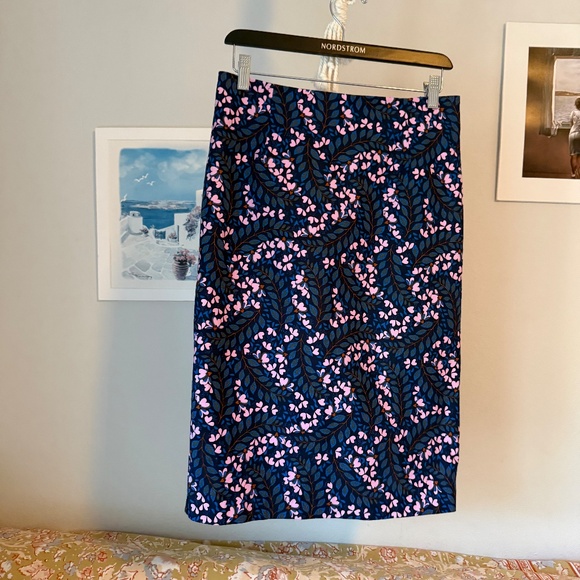 Boden Pencil Midi Skirt - Picture 2 of 4